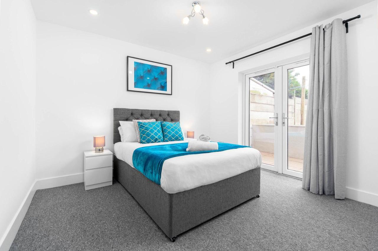 5 Bedroom House - 10 Guests - Multiple Off Street Parking - Garden - Smart Tv - Wifi - Contractors - Families - Groups Birmingham Exteriör bild