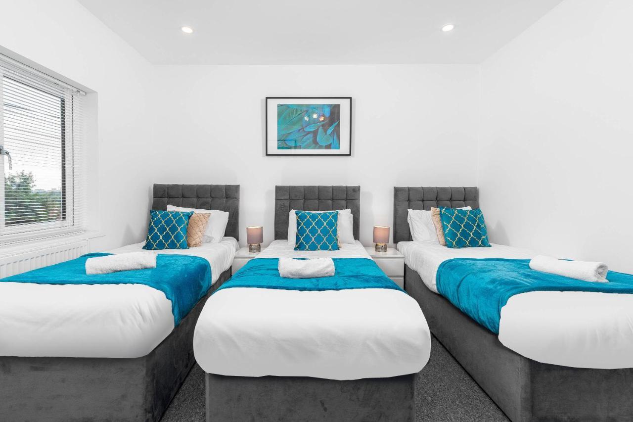 5 Bedroom House - 10 Guests - Multiple Off Street Parking - Garden - Smart Tv - Wifi - Contractors - Families - Groups Birmingham Exteriör bild