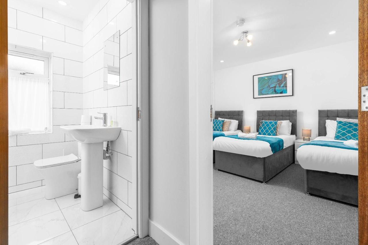 5 Bedroom House - 10 Guests - Multiple Off Street Parking - Garden - Smart Tv - Wifi - Contractors - Families - Groups Birmingham Exteriör bild